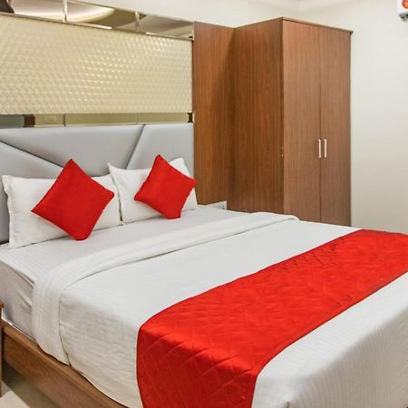 Hotel Hometown Near Us Embassy Bkc Mumbai Luaran gambar