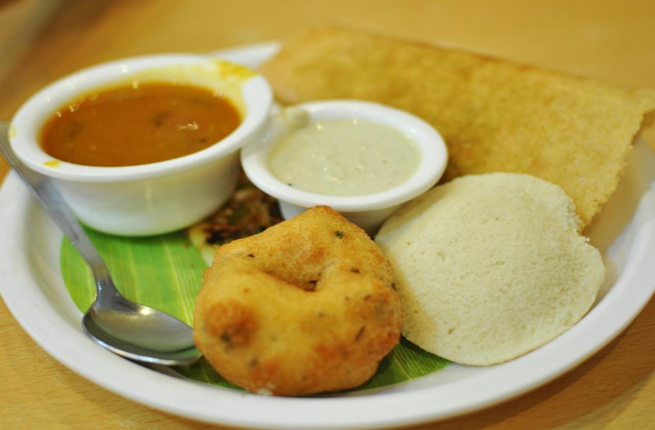 Hotel Hometown Near Us Embassy Bkc Mumbai Luaran gambar